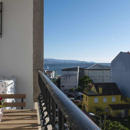 Apartamento Rodeira Vistas A La Ria Daire Cangas do Morrazo Dış mekan fotoğraf